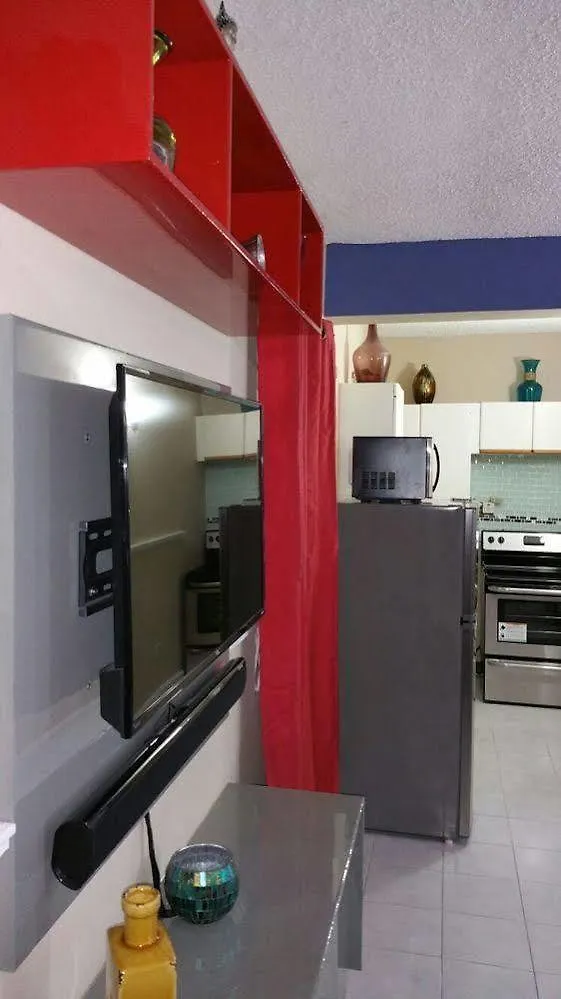 Casa Pinto Guest Apartment キングストン